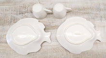 Load image into Gallery viewer, PAIR California USA Pottery 786 Fish Dishes with Cups

