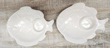 Load image into Gallery viewer, PAIR California USA Pottery 786 Fish Dishes with Cups
