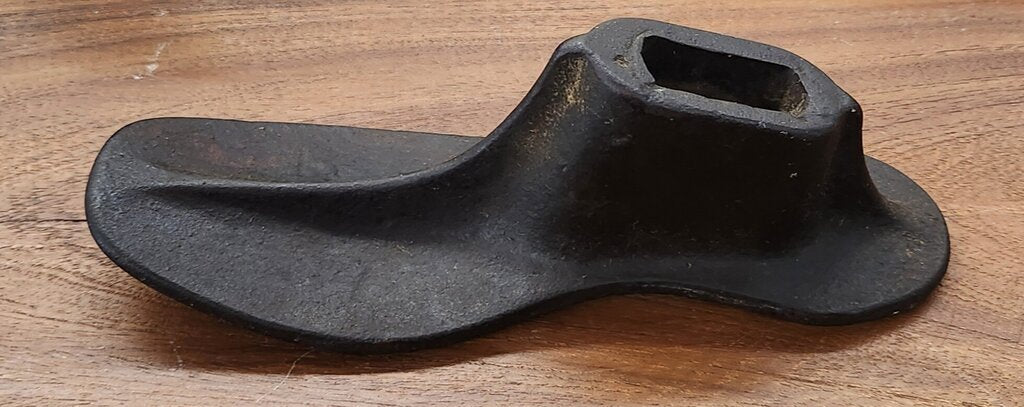 Cast Iron Cobbler's Shoe Form