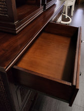 Load image into Gallery viewer, SET 3-Pc Pier 1 Melia Dresser and Two Nightstands
