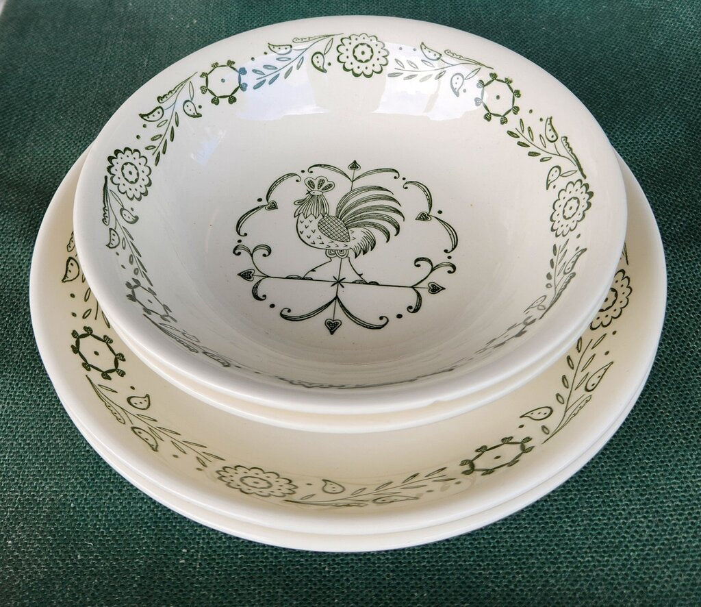 SET 4-Pc Vintage Scio Pottery Provincial Green Rooster Bowls