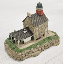 Load image into Gallery viewer, Harbour Lights Selkirk, NY Lighthouse w/Certificate of Authenticity &amp;
