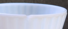 Load image into Gallery viewer, SET 8-Pc Vintage Macbeth-Evans Monax Petalware Cups and Saucers
