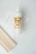 Load image into Gallery viewer, Dixie Belle Voodoo Gel Stain - White Magic 8oz
