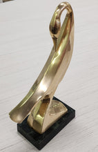 Load image into Gallery viewer, Brass Shore Bird on Marble Base
