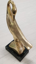 Load image into Gallery viewer, Brass Shore Bird on Marble Base
