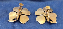 Load image into Gallery viewer, Vintage Sterling Silver Shamrock Four Leaf Clover Earrings 925
