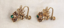 Load image into Gallery viewer, Vintage Goldtone Flower with Faux Emerald Screwback Earrings

