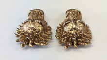 Load image into Gallery viewer, Pair Vintage Bluette France Goldtone Lion's Head Shoe Clips
