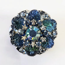Load image into Gallery viewer, Vintage Silvertone Round Brooch - Blue Crystals
