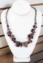 Load image into Gallery viewer, Iridescent Bead &amp; Wire Necklace
