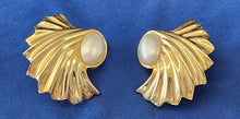 Load image into Gallery viewer, Goldtone Wave Faux Pearl Clip Earrings
