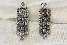 Load image into Gallery viewer, Vintage Rhinestone Earrings
