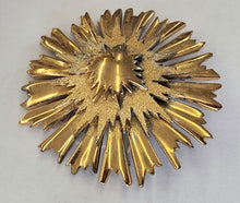 Load image into Gallery viewer, Vintage MONET Gold Tone Sunburst Pin

