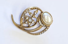 Load image into Gallery viewer, Goldtone Faux Pearl &amp; Rhinestone Brooch
