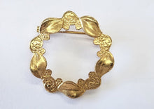 Load image into Gallery viewer, Goldtone Wreath Pin
