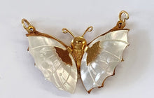 Load image into Gallery viewer, Butterfly Pendant - Mother of Pearl
