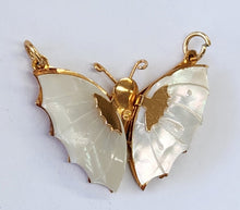 Load image into Gallery viewer, Butterfly Pendant - Mother of Pearl
