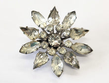 Load image into Gallery viewer, Vintage Rhinestone Flower Blossom Brooch
