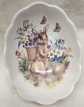 Load image into Gallery viewer, Cracker Barrel Easter Treasures Ceramic Bowl
