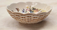 Load image into Gallery viewer, Cracker Barrel Easter Treasures Ceramic Bowl
