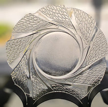 Load image into Gallery viewer, SET 4-Pc KIG Indonesia Serene Glass Dinner Plates
