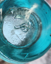 Load image into Gallery viewer, Vintage Am Tel &amp; Tel Co Blue Glass Insulator 7
