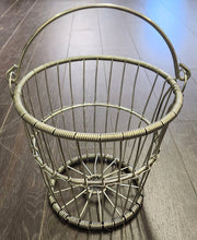 Load image into Gallery viewer, NEW Aluminum Wire Basket S 4946

