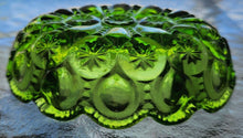 Load image into Gallery viewer, Vintage L. E. Smith Moon &amp; Stars Emerald Glass Ashtray
