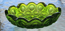 Load image into Gallery viewer, Vintage L. E. Smith Moon &amp; Stars Emerald Glass Ashtray
