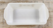 Load image into Gallery viewer, Vintage Fire King Wheat 409 Casserole Dish
