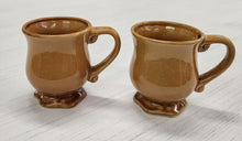 Load image into Gallery viewer, PAIR Bombay Company Butterscotch Mugs
