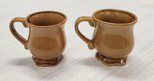 Load image into Gallery viewer, PAIR Bombay Company Butterscotch Mugs
