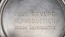 Load image into Gallery viewer, SET 4-Pc Paul Revere Reproduction Oneida Silversmith Bowls
