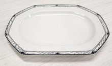 Load image into Gallery viewer, SET 17-Pc Studio Nova Y0031 Synthesis Dinner Plates, Bowls, Platter
