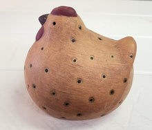 Load image into Gallery viewer, Polka Dotted Pottery Chicken
