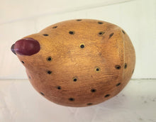 Load image into Gallery viewer, Polka Dotted Pottery Chicken
