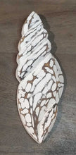 Load image into Gallery viewer, NEW 8.5" White Wood Spiral Shell Wall Decor 32219w-11
