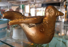Load image into Gallery viewer, NEW Golden Etched Bird Cast Aluminum - Made in India
