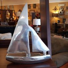 Load image into Gallery viewer, 9.5&quot; Aluminum Sailboat 3561
