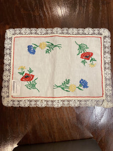 11x16 Embroidered Flower Linen