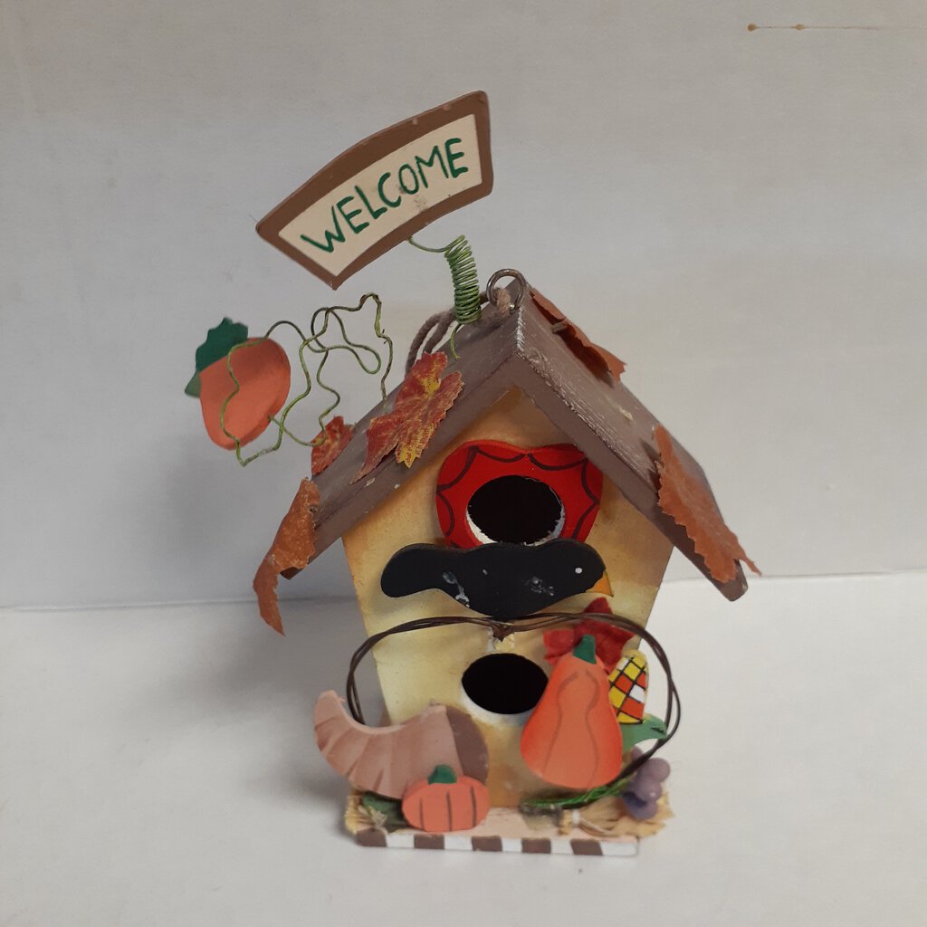 Autumn Birdhouse - Welcome