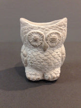 Load image into Gallery viewer, NEW Cement Owl Planter - Sm Lt Gray - 38936b
