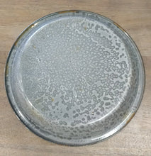 Load image into Gallery viewer, Vintage Gray Graniteware Pie Plate
