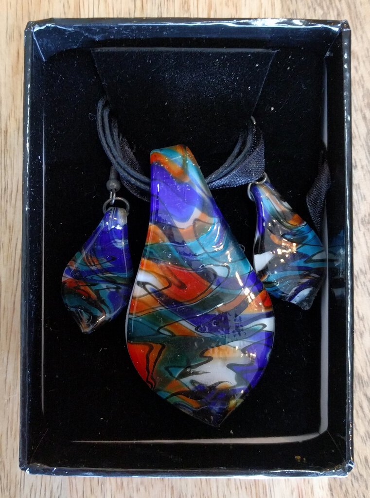 NEW Glass Pendant Necklace & Earrings Set (Orange Multi)