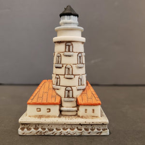 Lefton Ceramic Lighthouse: Chicago Harbor Light