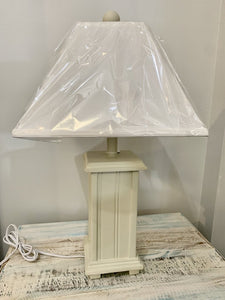 NEW - 26" Cream Beadboard Table Lamp - bblsc