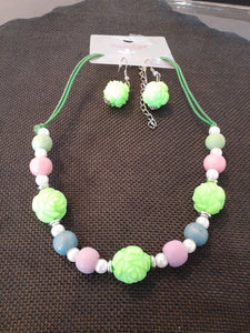 Set: Green Flower Necklace and Earrings