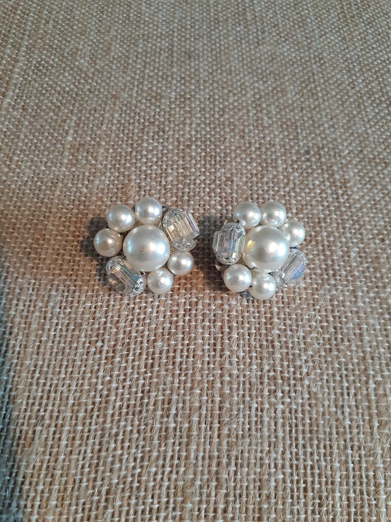 Faux Pearl Clip On Earrings