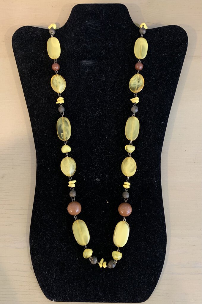 Yellow/Amber Bead Necklace